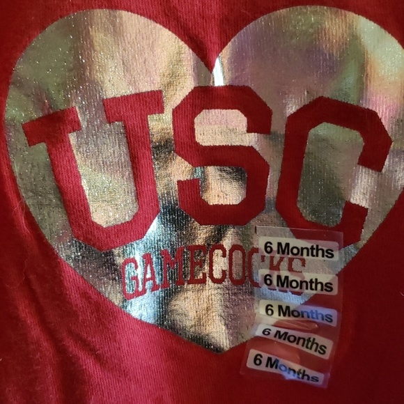 USC Gamecocks 6mo garnet & silver heart onesie - Picture 2 of 4